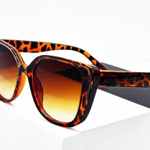 عینک آفتابی زنانه 2025 | طرح پلنگی ترند با لنز UV400